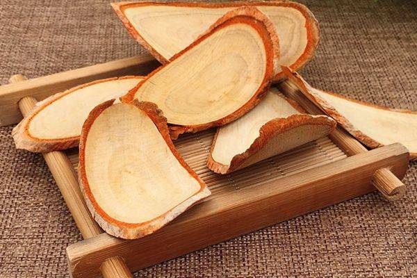 紅東革阿里降尿酸改善痛風(fēng)