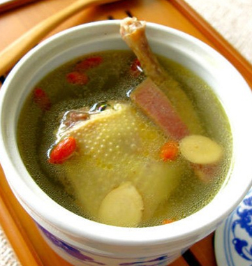 小編推薦,枸杞子吃的好可以補腎