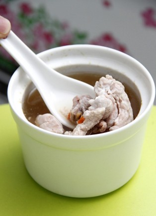 脫發(fā)怎么辦,8個食療方讓你遠(yuǎn)離脫發(fā)困擾