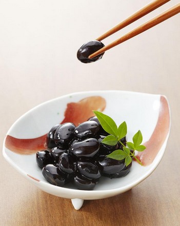 調(diào)理白發(fā)變黑發(fā),中醫(yī)調(diào)理白發(fā)的食療方法