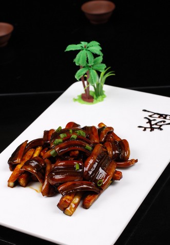 哺乳期吃什么好,紅苕粉燒鱔魚的做法