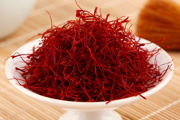 西紅花改善白發(fā)嗎